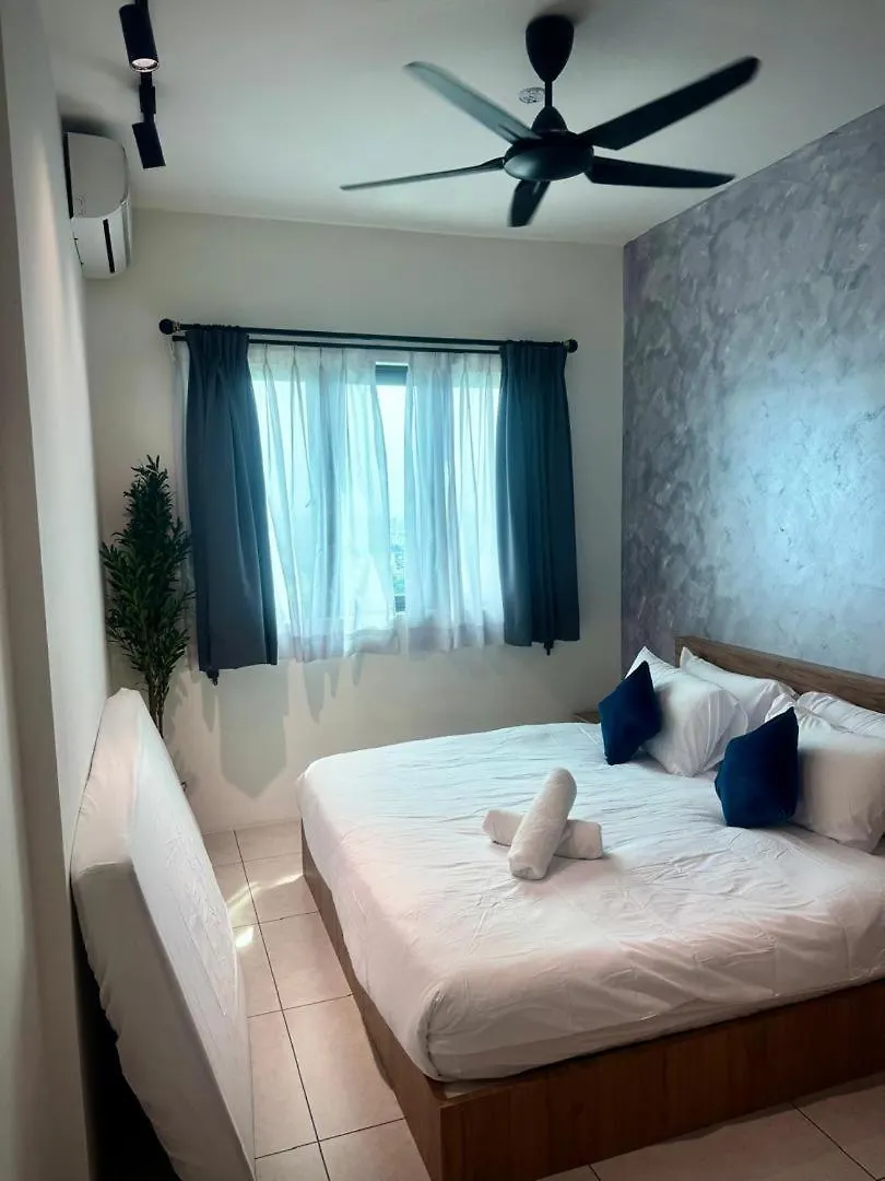 Meritus Suites - 8Pax Перай 0*,  Малайзия