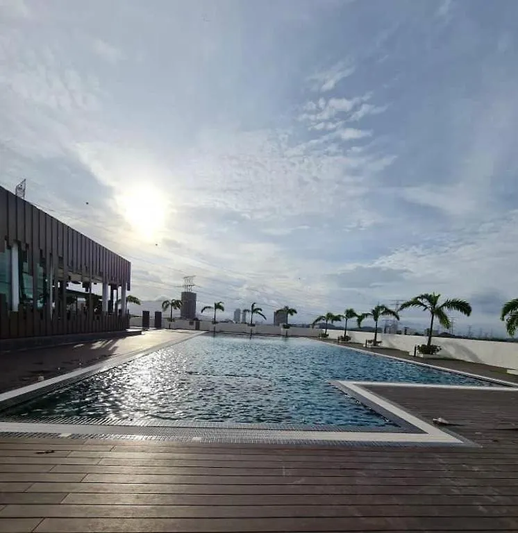 Апартаменты Meritus Suites - 8Pax Перай Малайзия