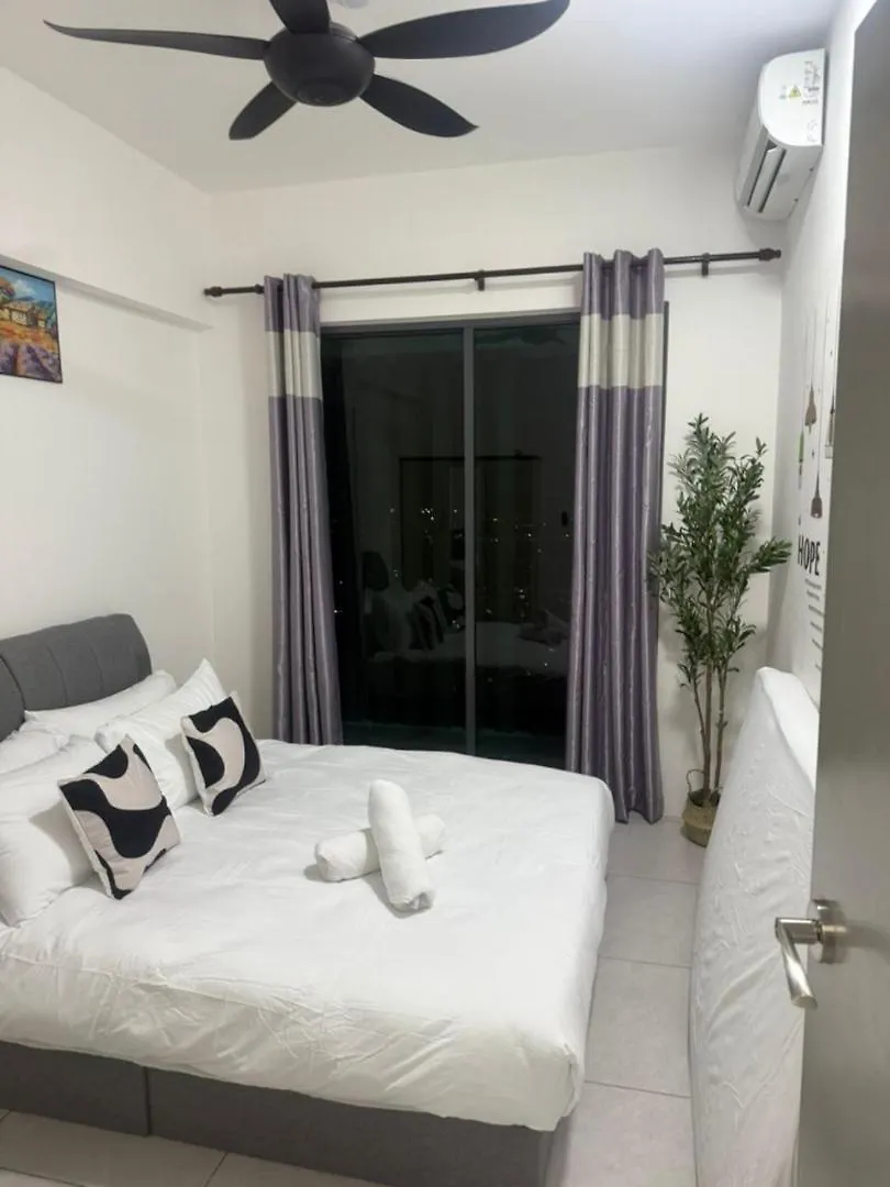 Meritus Suites - 8Pax Перай Малайзия